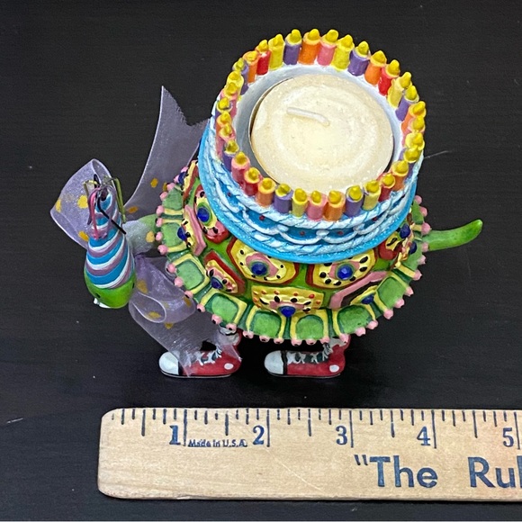 Unique WESTLAND Turtle Red Sneakers Birthday Cake Resin Votive Candle Holder - Picture 4 of 16